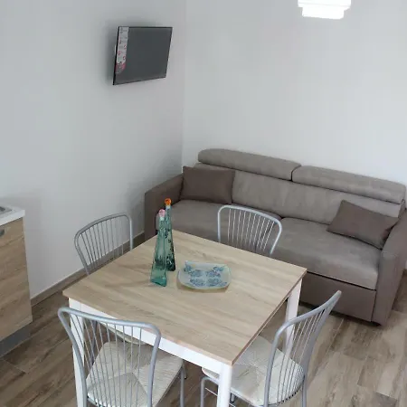 Apartamenti Summer *