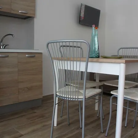 Apartamenti Summer Apartment *